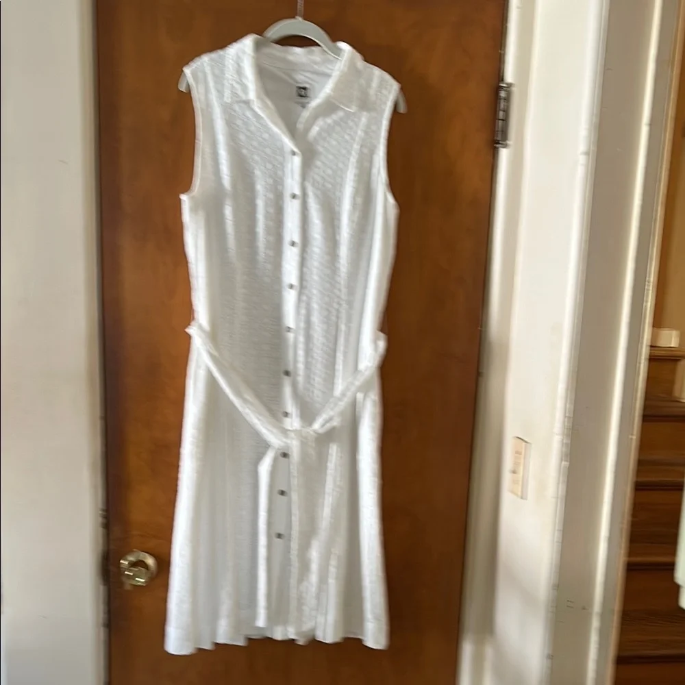 Anne Klein White Sleeveless Midi Dress with Notched Collar - Picture 7 of 7